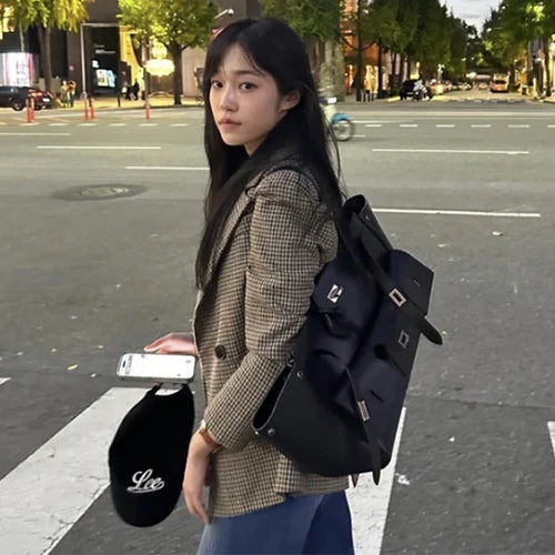 발렌시아가 벨 에어 미디움 캐리 올 백 블랙/실버 (노윤서 착용) · 남** 고객님